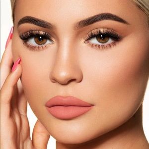 Kylie Minnie Queen matte lipstick